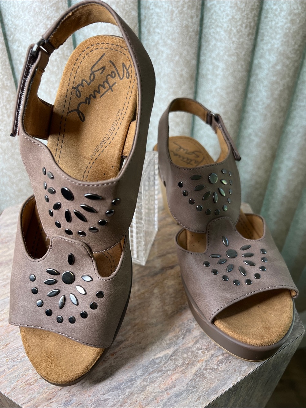 Natural Soul Taupe Wedge platform Sandals with Gunmetal Stud Accents S-8 - Picture 6 of 7